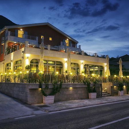 Hotel Ellena Herceg Novi Ngoại thất bức ảnh